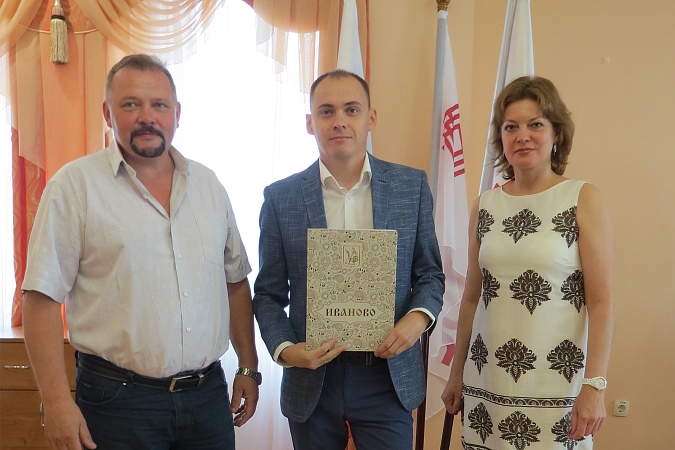 Награждение сотрудников, приуроченное к 20-летию "Верхневолжского СМЦ"